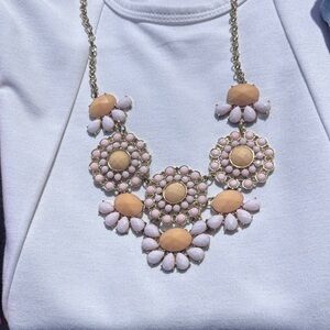 Elegant Gold and Pink Statement Necklace